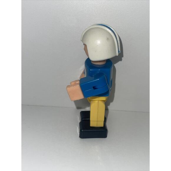 Vintage 1975 Gabriel Wannabees Football Player Figurine Toy - Picture 2 of 5